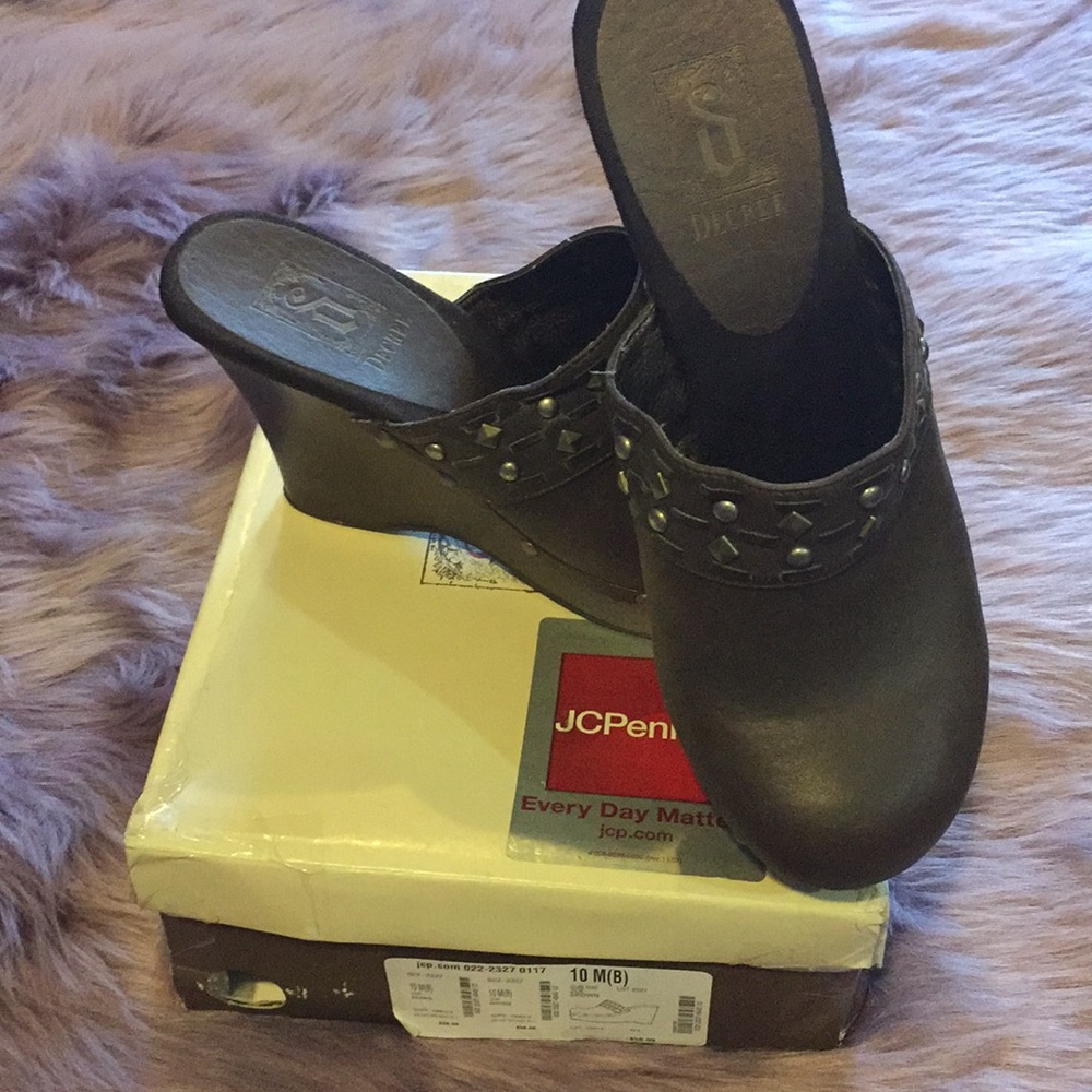 decree mules size 10